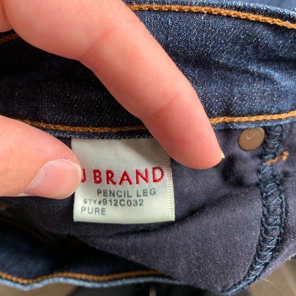 ⭐️ J Brand Pencil Leg Jeans ⭐️ - Picture 3 of 7